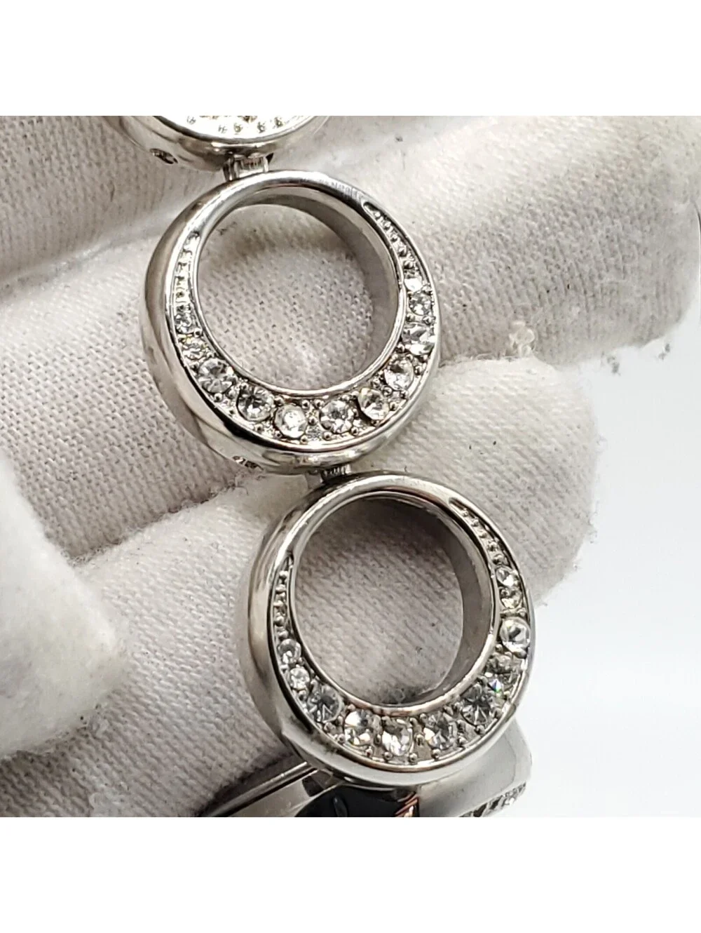 Vivani Rhinestone Quartz Womens Watch 24mm Silver Tone New Battery